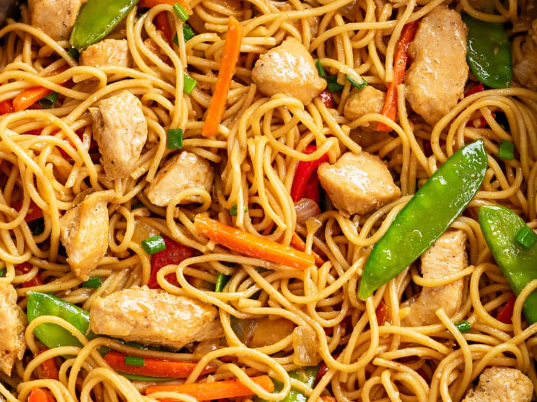 Chicken Lo Mein
