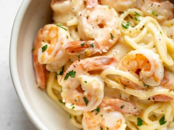 White Wine Shrimp Linguine